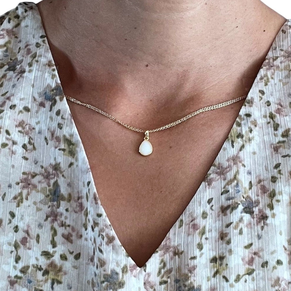 Gota Pendant